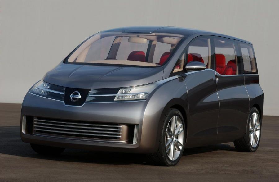 Nissan Amenio 2005 года  (фото 21 из 21)